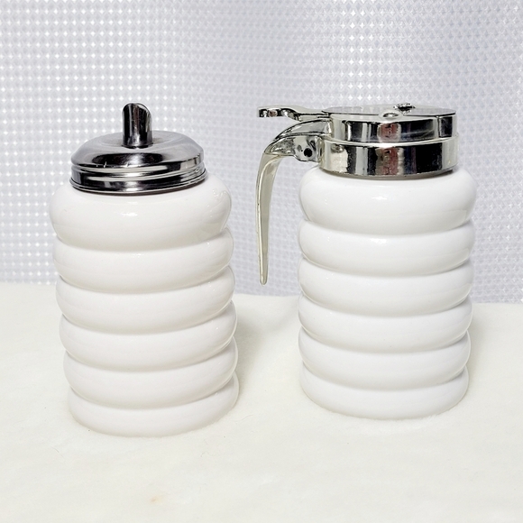 Vintage White Glazed Ribbed Ceramic Sugar & Syrup Dispenser Set - Picture 2 of 5